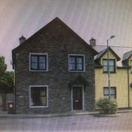 No 1 Harbour Court Holiday home